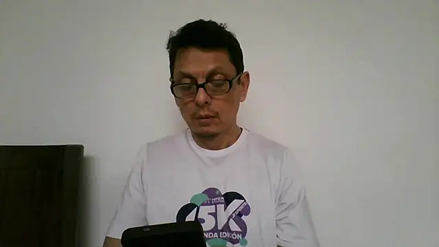 Snapshot of MarcusKelvin chatting on January 27, 2025, 4:33 pm MarcusKelvin online show from January 27, 2025, 4:33 pm