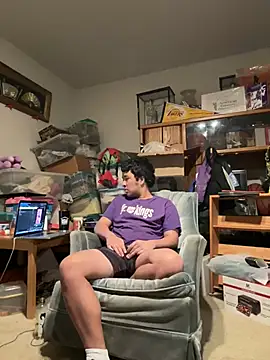 Snapshot of bigasianloads25 chatting on January 16, 2025, 5:32 am bigasianloads25 online show from January 16, 2025, 5:32 am