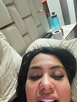 valeria2019hot online show from February 19, 2025, 10:20 pm