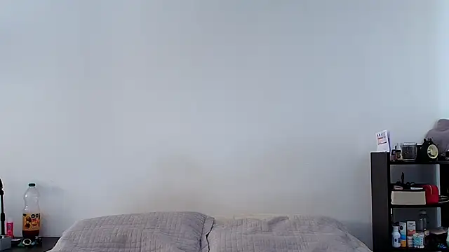 anika lowen02 online show from February 7, 2025, 4:24 pm