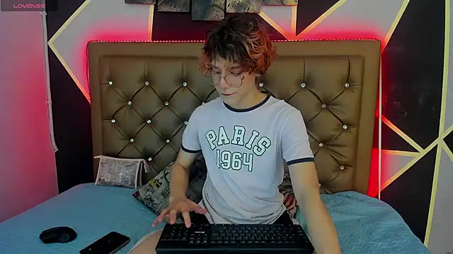 Max lover1 online show from January 14, 2025, 2:53 pm