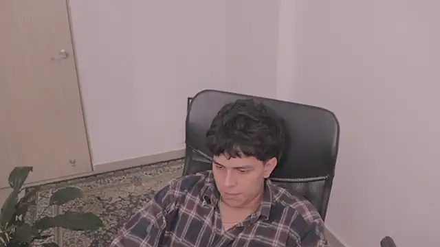 Snapshot of Tony_Hoffa chatting on January 17, 2026, 5:38 pm Tony Hoffa online show from January 17, 2026, 5:38 pm