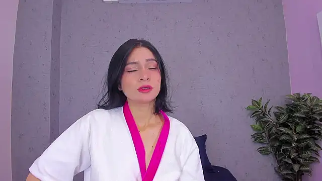 Tiffany mendez online show from March 6, 2026, 12:12 pm