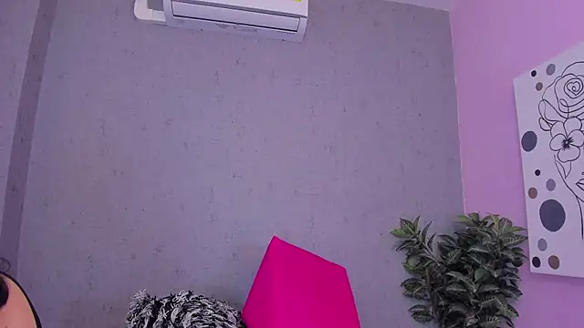 Tiffany mendez online show from April 11, 2026, 12:09 pm