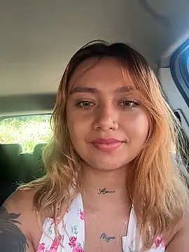 Snapshot of amanda-medrano1 chatting on December 17, 2024, 5:36 pm amanda-medrano1 online show from December 17, 2024, 5:36 pm