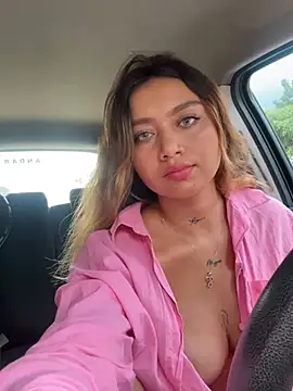 Snapshot of amanda-medrano1 chatting on February 14, 2025, 5:36 pm amanda-medrano1 online show from February 14, 2025, 5:36 pm