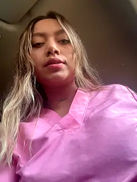 Snapshot of amanda-medrano1 chatting on October 9, 2025, 2:04 pm amanda-medrano1 online show from October 9, 2025, 2:04 pm