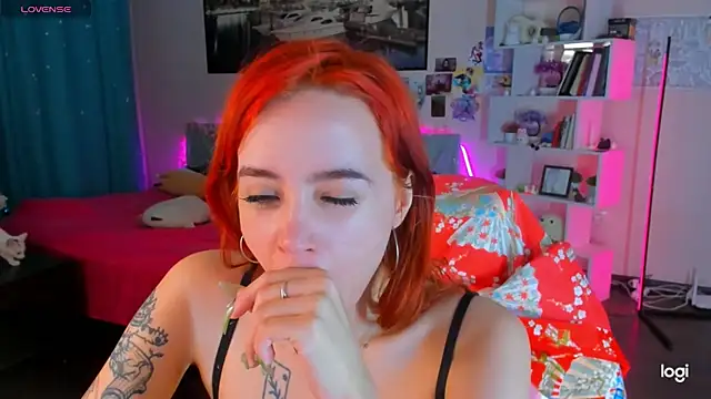 Snapshot of Ramona_Johnson chatting on December 21, 2024, 3:47 am Ramona Johnson online show from December 21, 2024, 3:47 am