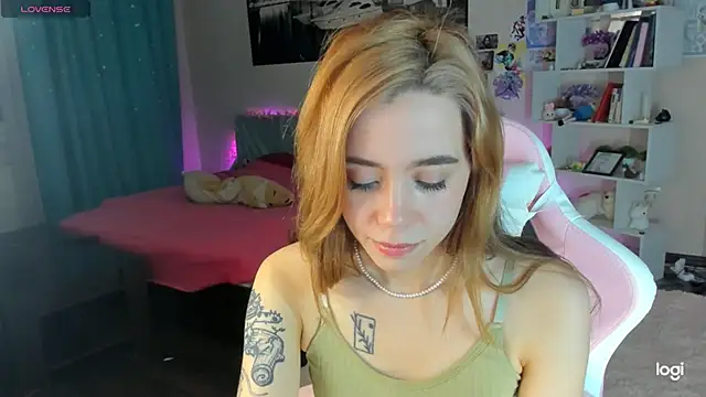 Snapshot of Ramona_Johnson chatting on February 17, 2025, 3:47 am Ramona Johnson online show from February 17, 2025, 3:47 am