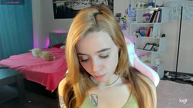 Snapshot of Ramona_Johnson chatting on February 17, 2025, 7:04 am Ramona Johnson online show from February 17, 2025, 7:04 am