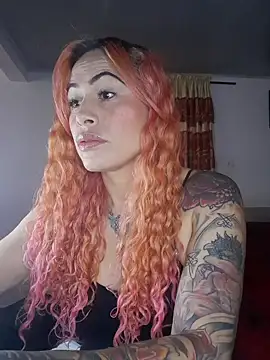 Sexy-Favgirl online show from January 8, 2025, 1:31 pm