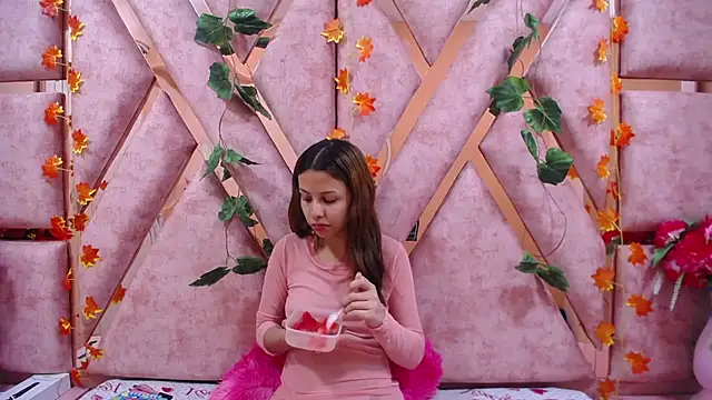 Paris Petit online show from December 13, 2024, 7:43 pm