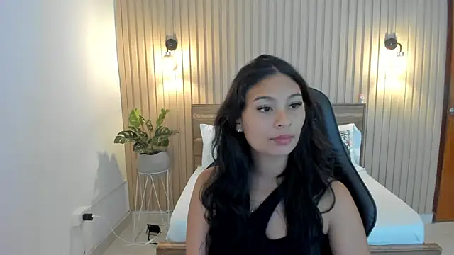 melody flowers online show from March 8, 2025, 12:30 pm