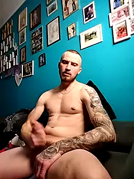 wariacik0024 online show from December 15, 2024, 9:53 pm