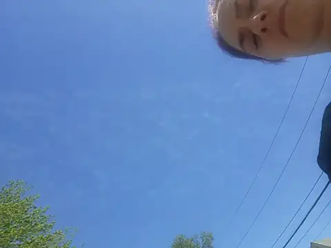 lilbishmiss online show from April 21, 2026, 5:17 pm