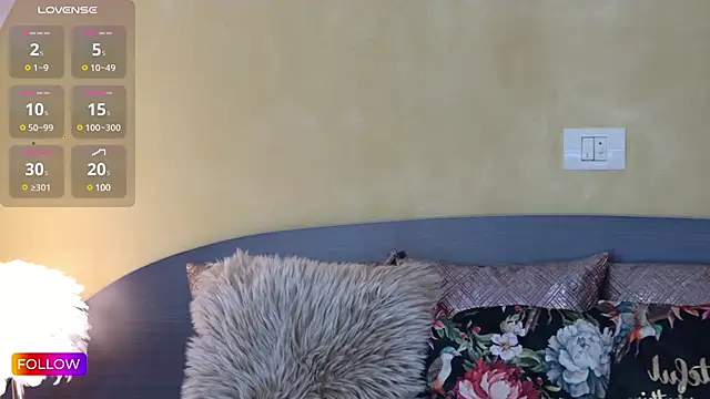 Snapshot of Sarah-Hart chatting on January 27, 2025, 5:14 am Sarah-Hart online show from January 27, 2025, 5:14 am