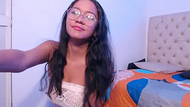 isabella jazz online show from December 4, 2024, 11:35 pm