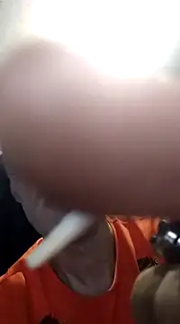 hugosafado333 online show from February 24, 2025, 12:30 am