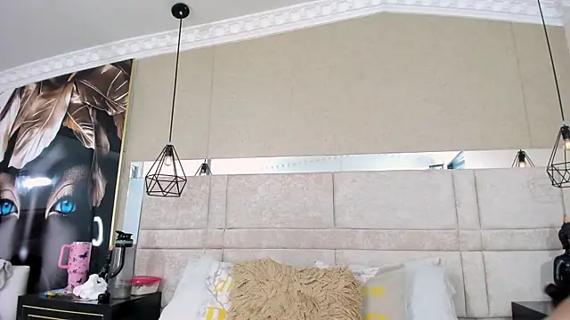 kimCosseyy online show from June 29, 2026, 3:57 am