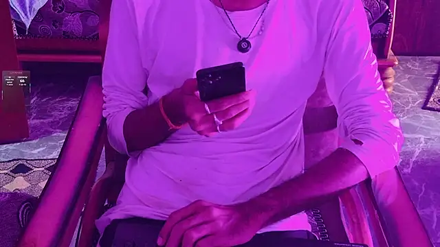 Snapshot of Habibi_big_b chatting on July 15, 2026, 5:02 am Habibi big b online show from July 15, 2026, 5:02 am
