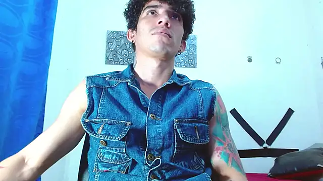 targuerian22 online show from December 23, 2024, 4:55 am