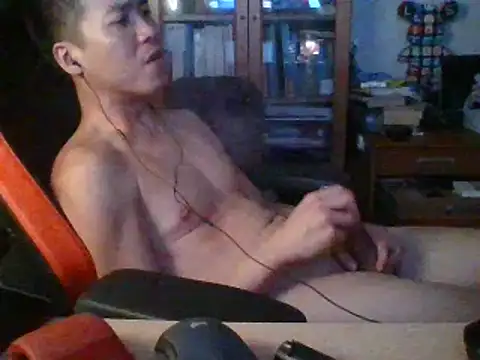 Snapshot of asian2512 chatting on February 11, 2025, 9:46 pm asian2512 online show from February 11, 2025, 9:46 pm