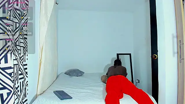 edwin mosquera1 online show from October 4, 2025, 7:34 pm