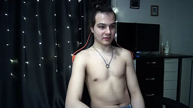 Snapshot of sweet_lucifer666 chatting on March 22, 2025, 10:48 pm sweet lucifer666 online show from March 22, 2025, 10:48 pm