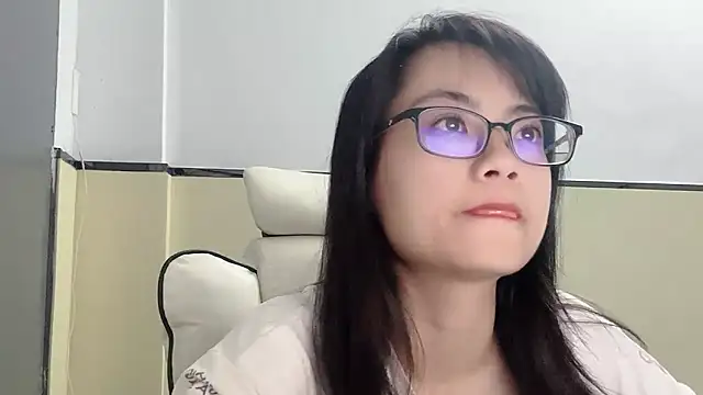 Honey-cici online show from March 11, 2025, 8:20 am