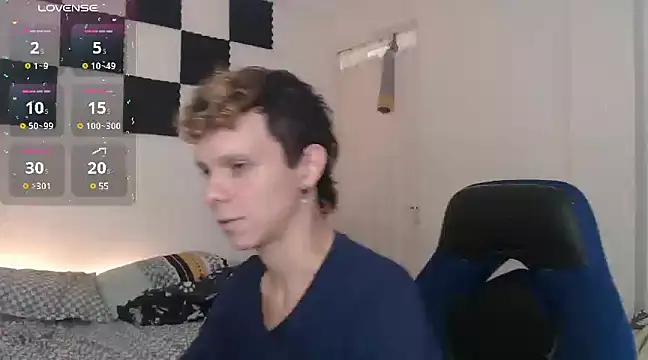 bryamado69 online show from March 4, 2025, 4:20 pm