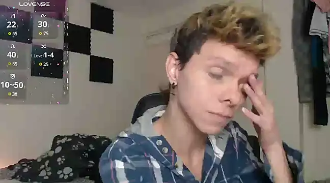 bryamado69 online show from March 8, 2025, 2:45 am