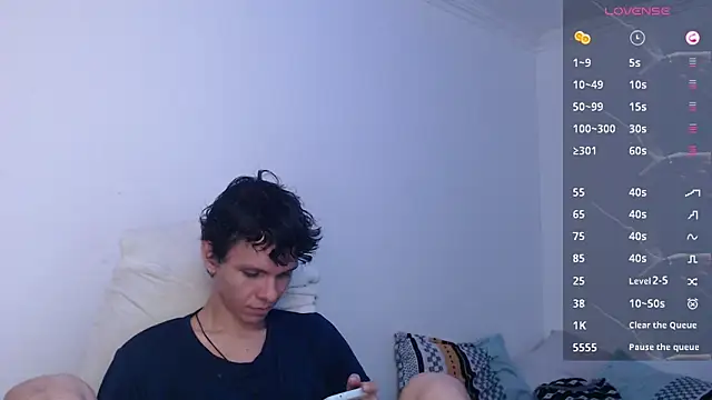 bryamado69 online show from May 27, 2026, 2:41 am