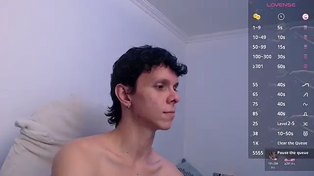 bryamado69 online show from May 29, 2026, 5:11 pm