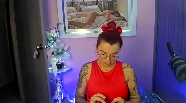 KAROL MILF online show from February 8, 2025, 1:11 am