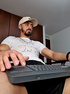 MAXIMUS MASTE3 online show from March 16, 2025, 10:42 pm