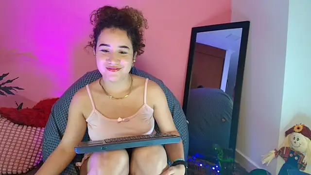 Charlotte11-11 online show from February 21, 2025, 10:15 pm