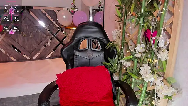 Snapshot of Nanachi_Cook chatting on May 27, 2026, 9:01 pm Nanachi Cook online show from May 27, 2026, 9:01 pm