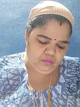 Snapshot of tamilthanushri chatting on April 20, 2026, 6:05 am tamilthanushri online show from April 20, 2026, 6:05 am