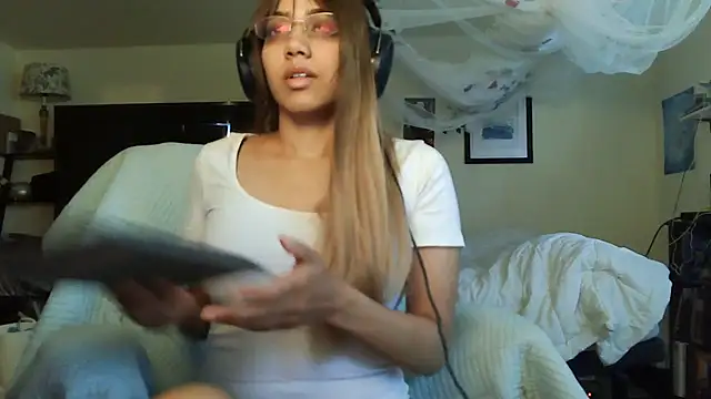 PolinaLoveX online show from March 1, 2025, 4:22 pm