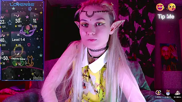 Snapshot of mischellemeow13 chatting on October 16, 2025, 8:43 pm mischellemeow13 online show from October 16, 2025, 8:43 pm