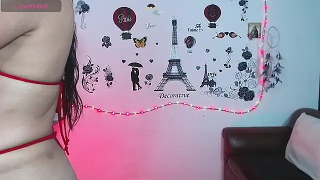 FernandaEloisa online show from January 7, 2025, 5:31 pm