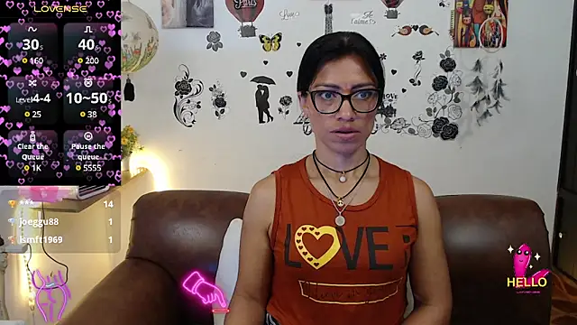 FernandaEloisa online show from February 19, 2025, 8:31 pm