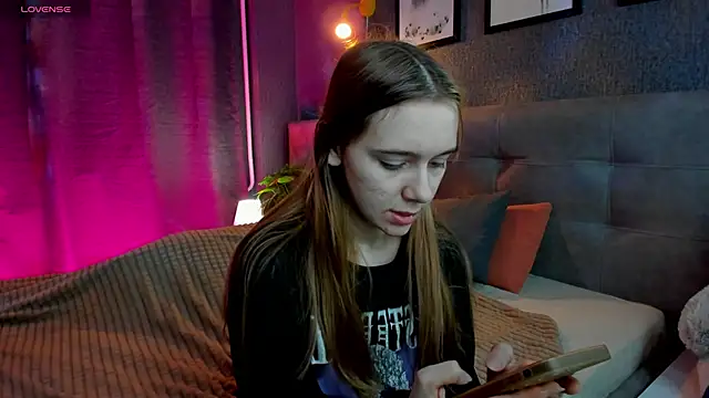 Lesi Moonie01 online show from November 27, 2025, 9:00 am