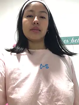 EmmaRossem online show from October 10, 2025, 6:29 pm