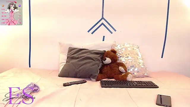 Snapshot of EsmeraldaSantoss chatting on January 8, 2025, 12:47 pm EsmeraldaSantoss online show from January 8, 2025, 12:47 pm