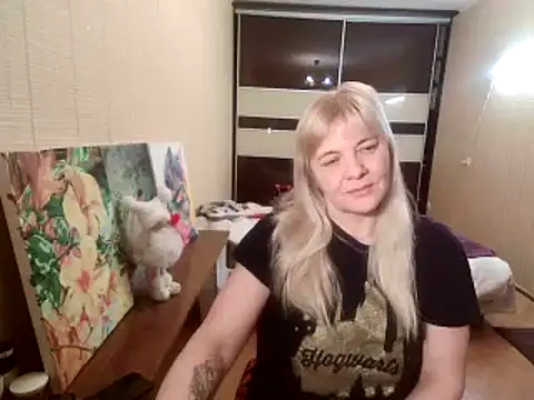 Lia Laguna77 online show from February 22, 2025, 10:09 pm