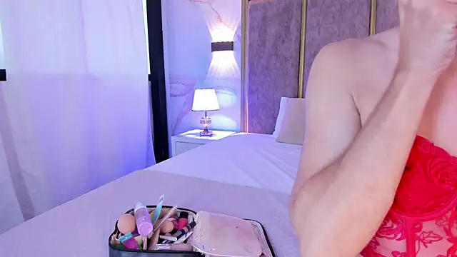 MaxiRogers online show from December 14, 2025, 12:21 pm