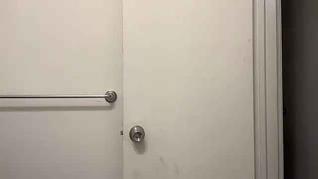 shandiloveslemonss online show from March 18, 2025, 11:42 pm