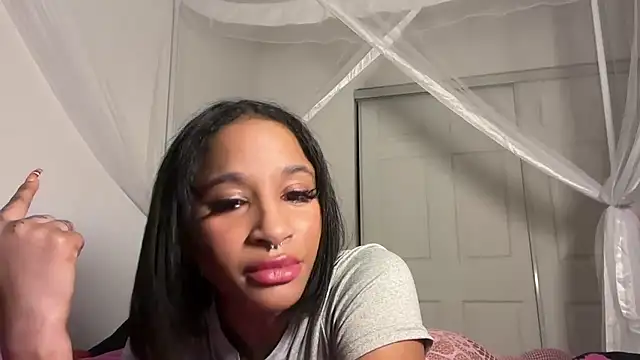shandiloveslemonss online show from January 19, 2026, 8:40 am