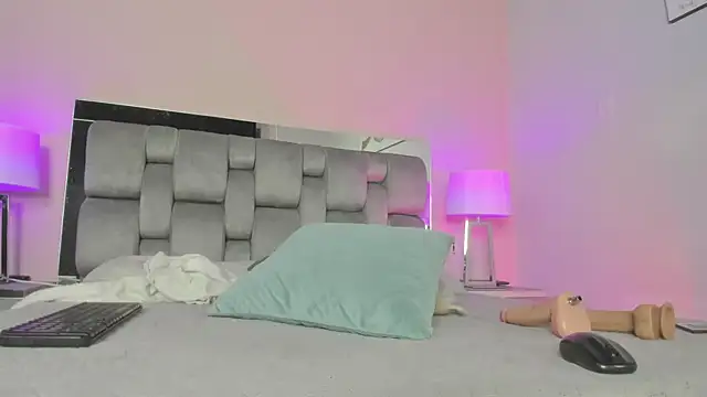 kimberlyycox online show from March 8, 2025, 12:22 am